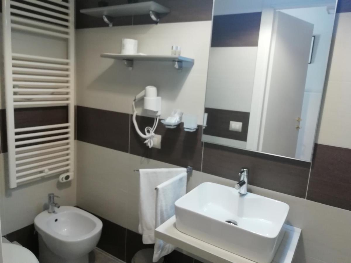 Helios Assisi Hotel Ngoại thất bức ảnh