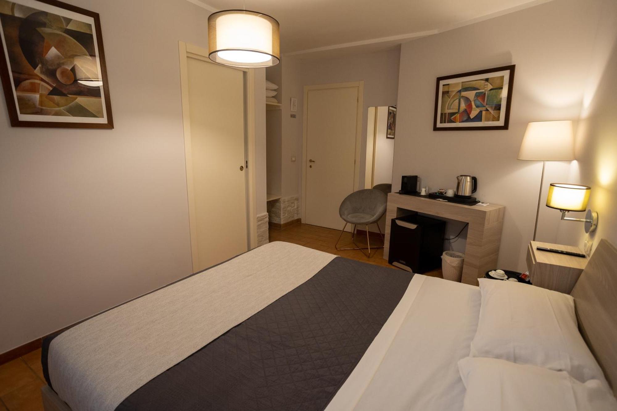 Helios Assisi Hotel Ngoại thất bức ảnh